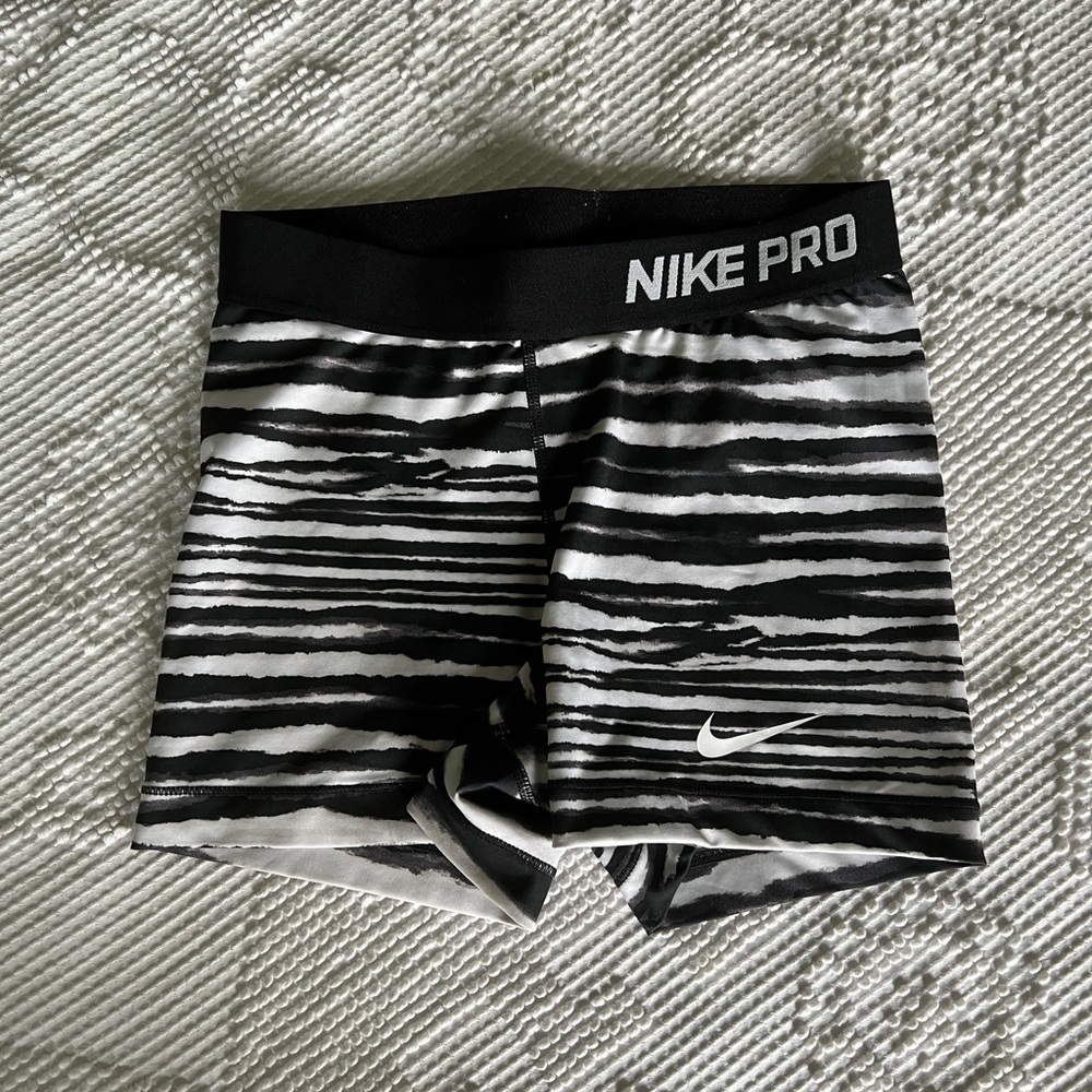 Black and White Nike Pros